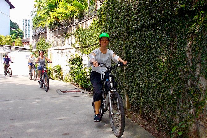Half-Day Siam Sawan Jungle Bike Tour of Bangkok - Professional Guide Leads the Way