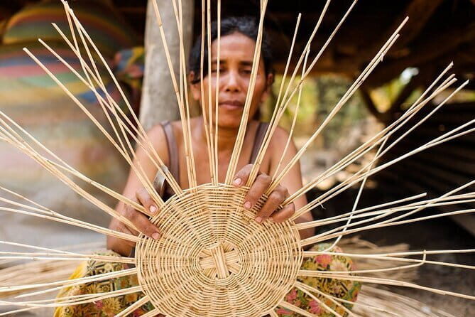 Half-Day Siem Reap Town Shopping Tour Plus local Meal - Why This Tour Offers Good Value