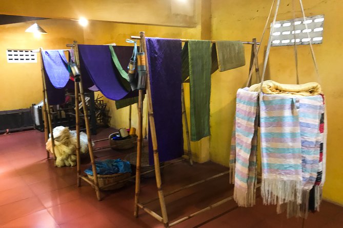 Half-Day SILK CLOTH PRODUCING PROCESS DISCOVERY TOUR From HOI an - Common Questions