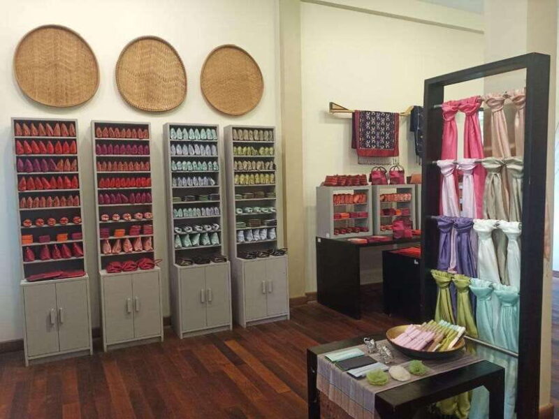 Half-Day: Silk Farm, Senteur Angkor, and Satcha Workshop - FAQs