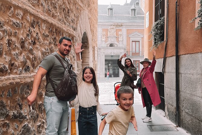 Half-Day Soulful Madrid Private Guided Tour - Highlights of the Half-Day Soulful Madrid Tour