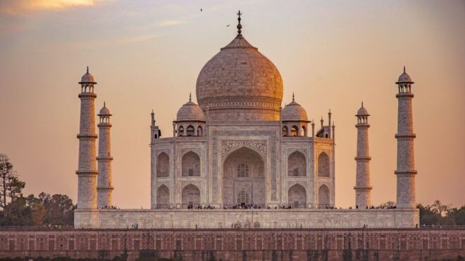 Half Day Sunrise Tour of Taj Mahal With Agra Fort From Agra - Transportation and Pickup