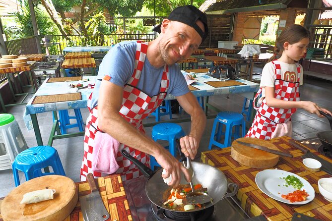 Half Day Thai Cooking Course at Farm (Chiang Mai) - Traveler Reviews and Information