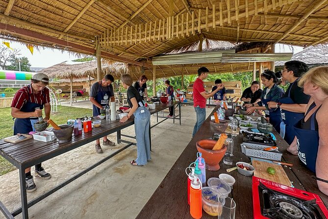 Half-Day Thai CookingClass at A Roi Dee Organic Farm in ChiangMai - Directions
