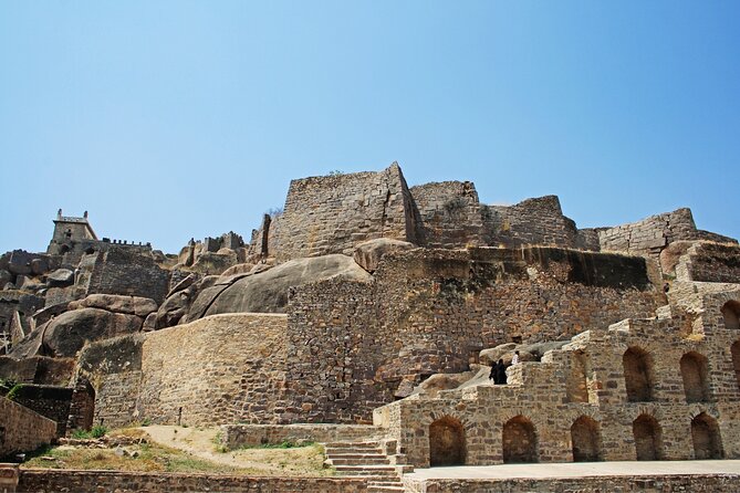 Half Day Tour in Golconda Fort and Qutub Shahi Tombs - Good To Know