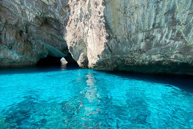 Half Day Tour of Capri by Private Boat - Tips for a Memorable Experience