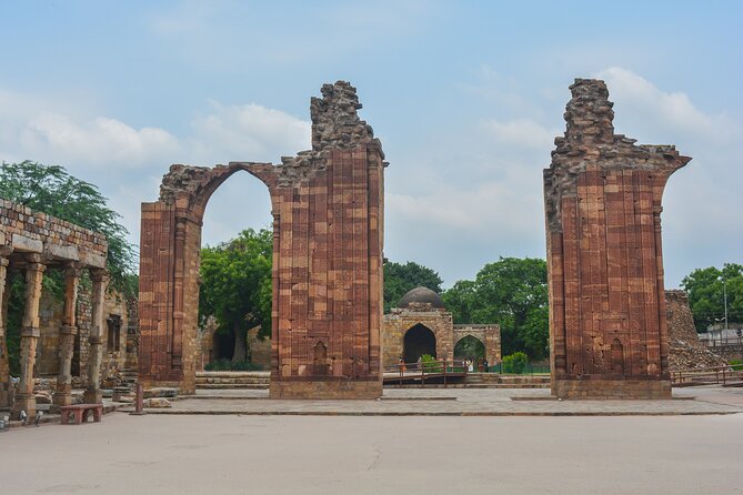 Half-Day Tour Of Qutb Minar, Humayun Tomb and Agrasen Ki Baoli - Pricing and Booking