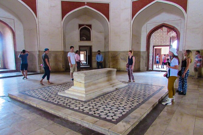 Half-Day Tour Of Qutb Minar, Humayun Tomb and Agrasen Ki Baoli - Frequently Asked Questions