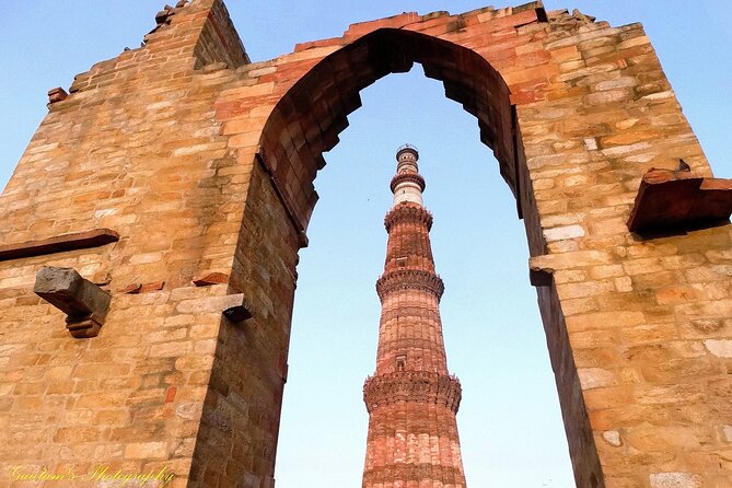 Half-Day Tour Of Qutb Minar, Humayun Tomb and Agrasen Ki Baoli - The Sum Up