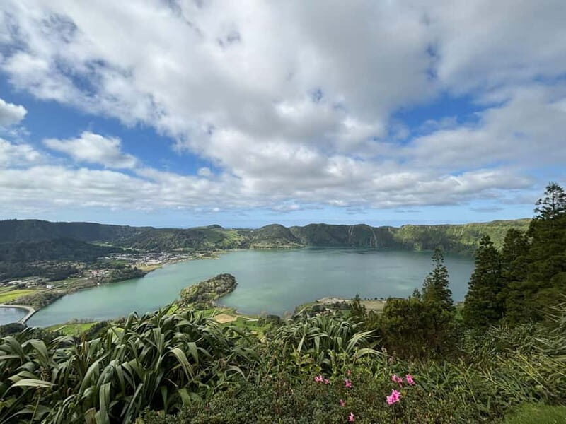 Half-day tour of Sete Cidades - Good To Know