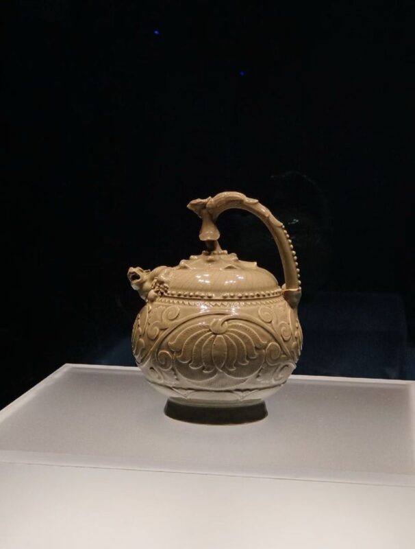 Half-day tour of Shaanxi History Museum (can be combined with featured performances) - Small group, useful headsets, and real crowd conditions