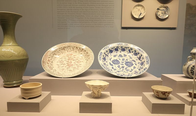 Half-day tour of the National Museum of China (Chinese/English commentary + tickets) - What two hours can, and cannot, do