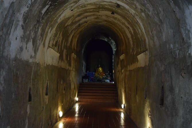 Half Day Tour Suan Dok Temple, Umong Temple & Doi Suthep Temple - Common Questions