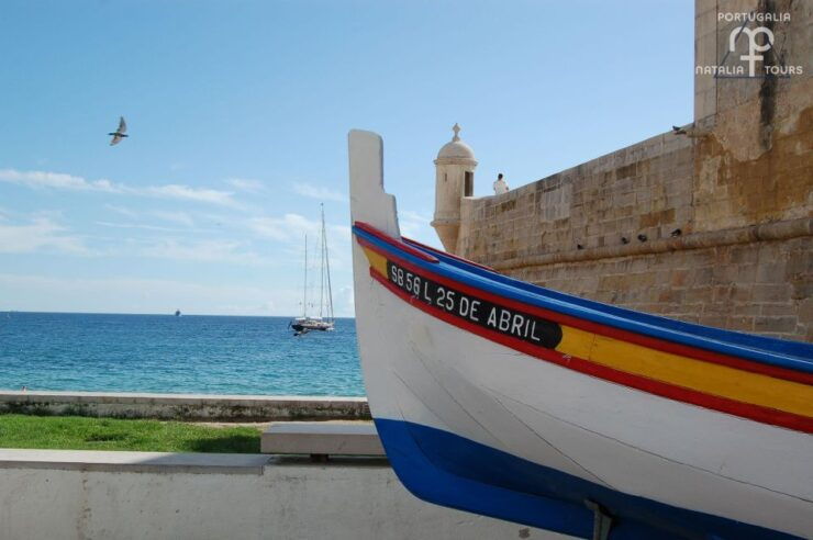 Half-Day Tour to Arrabida From Sesimbra With Wine Tasting - Sesimbra Harbor and Moorish Castle