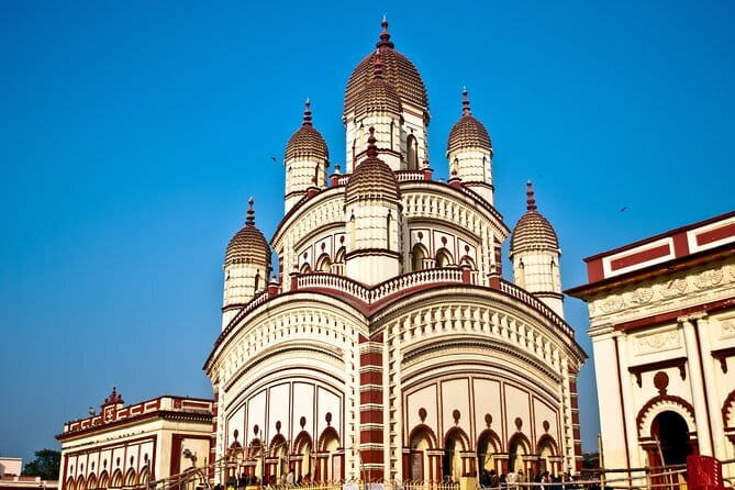 Half Day Tour to the Flower Market and Howrah Bridge in Kolkata - Practical considerations and tips