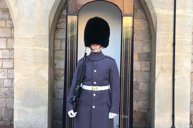 Half Day Tour to Windsor Castle by Private Executive Car - Private Transfer From London