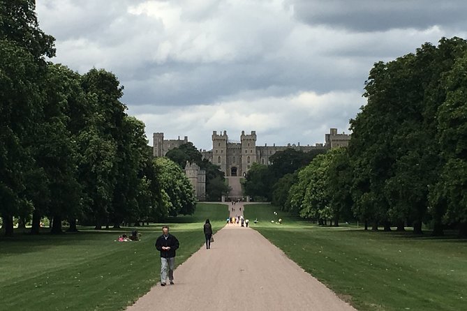Half Day Tour to Windsor Castle by Private Executive Car - Pricing and Booking Information
