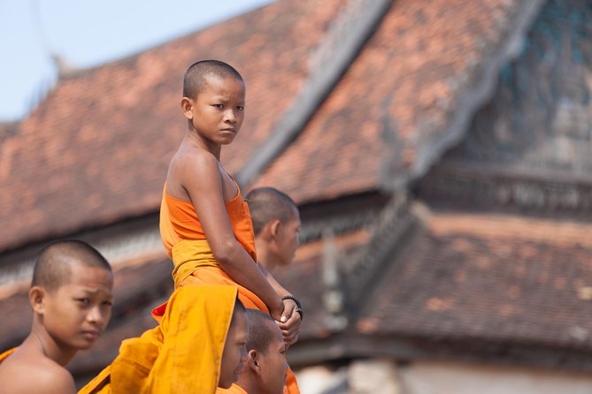 Half Day War Museum Siem Reap Killing Fields and Artisans Angkor - Customer Reviews