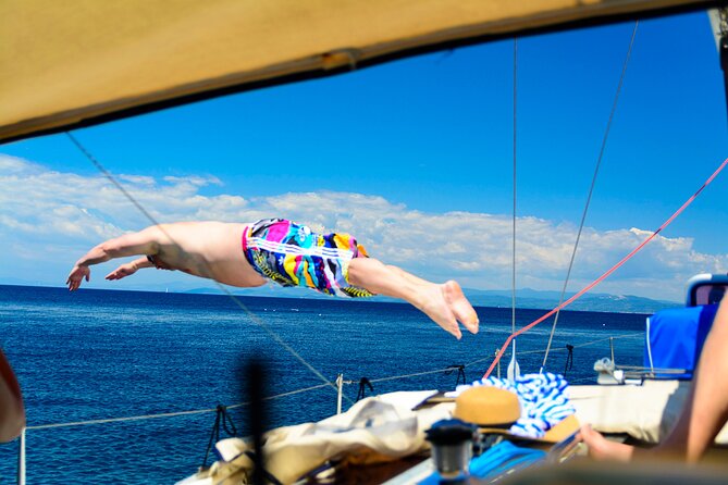 Half Sailing Cruise to Secret Bays - Booking Details