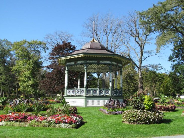 Halifax: Churches, Gardens, & Graveyards Smartphone Tour - Historical Churches