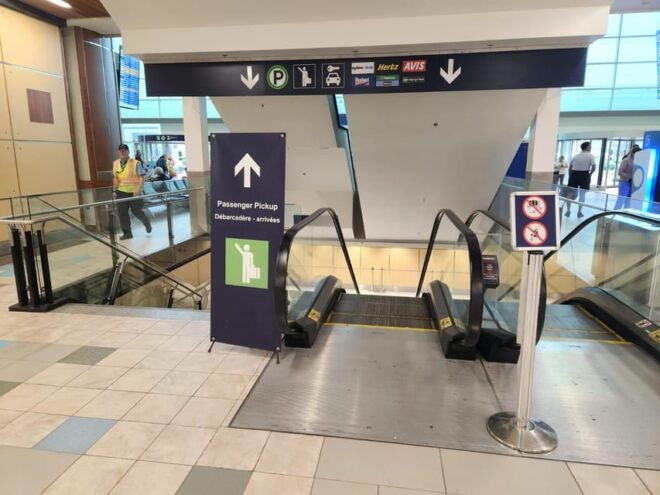 Halifax Stanfield International Airport Pickup/Drop Night - Baggage Allowance
