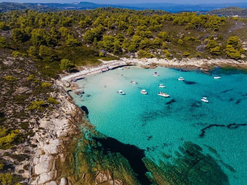 Halkidiki: Private Cruise to Diaporos Island & Vourvourou - Onboard Experience & Amenities