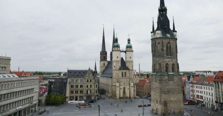 Halle: Private Guided Walking Tour - Highlights of Halle