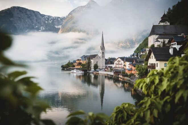 Hallstatt: 2-Hour Guided Walking Tour With Photographer - Tour Experience Highlights