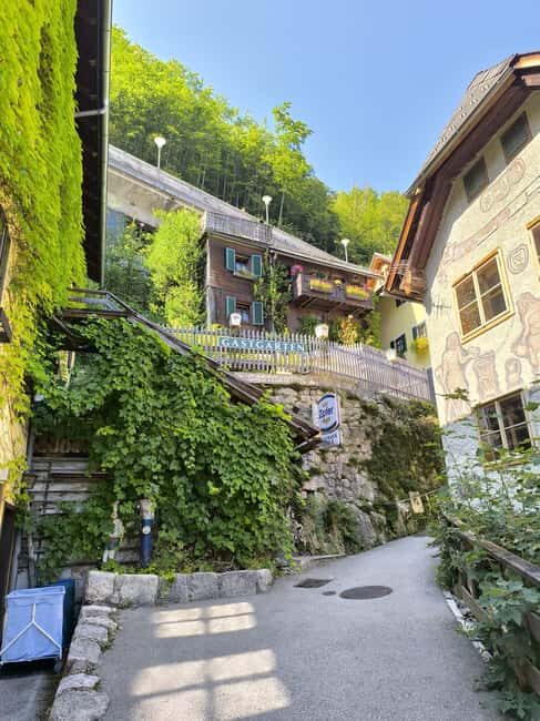 Hallstatt & Salzburg Day Trip from Vienna or Bratislava - FAQ