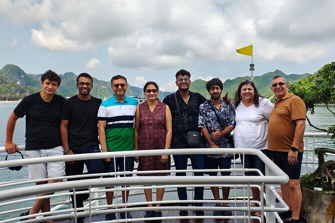 Halong and Lan Ha Bay Explorer 2D1N onboard Sapphire Cruise - The Experience from Real Reviews