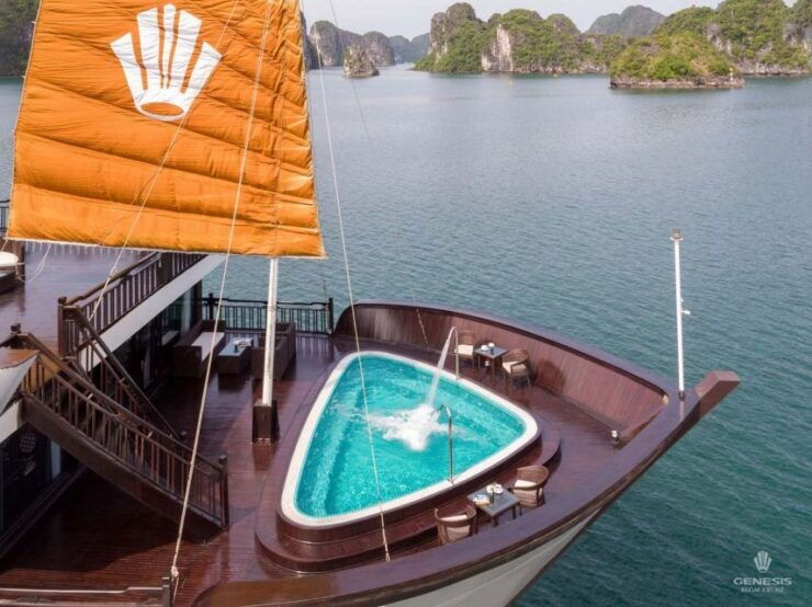 Halong Bay: 2-Day Luxury Cruise - Luxury Cruise Experience Overview