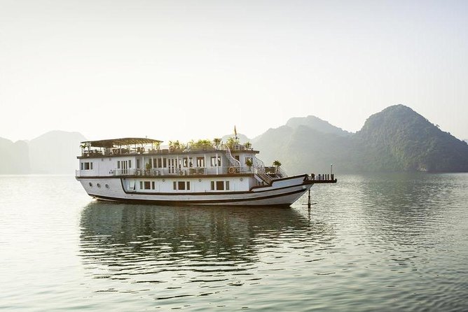 Halong Bay 2D/1N at BEST CRUISES: Meals, Kayak, Cave, Island - CHEAPEST PRICES - The Sum Up