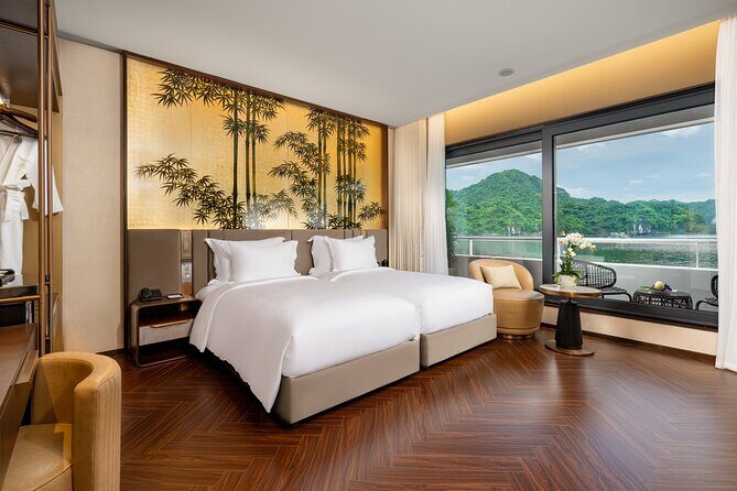 Halong Bay 2D1N  Biggest and Top Luxury Cruise Tour - Who Should Consider This Tour?