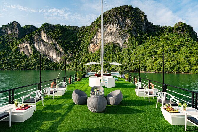 Halong Bay 5 Star Cruises with Buffet, Sunset Party and Jacuzzi - FAQ