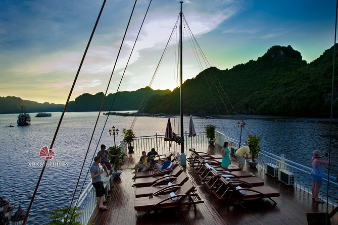 Halong Bay Cruise 2 Days 1 Night - Selecting Date and Travelers Information