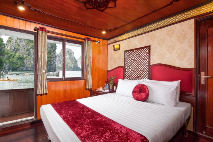 Halong Bay Cruise: 3 Days 2 Nights With Rosa Cruise 3 Star - Day 1: Departure and Exploration