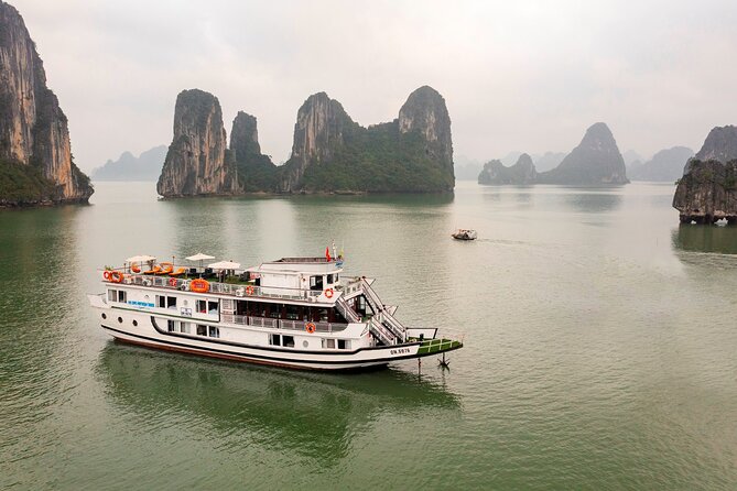 Halong Bay Cruise 3 Days 2 Nights With the Fantasea Cruise - Questions and Support