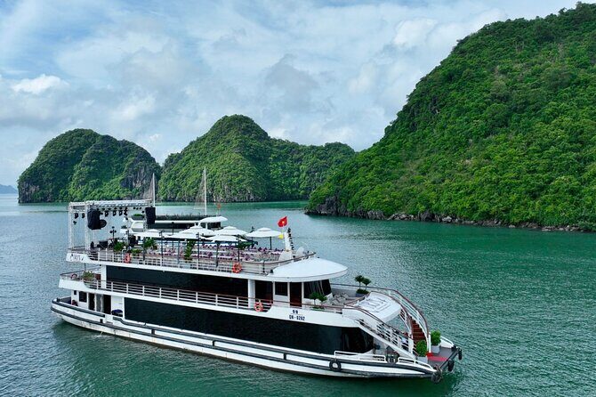 Halong Bay Cruise and Kayaking with Lunch and Music from Hanoi - Good To Know