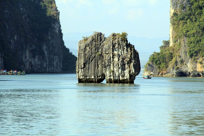 Halong Bay Cruise Day Trip: Titop Island, Surprise Cave, Swimming, Kayaking - Reviews and Pricing