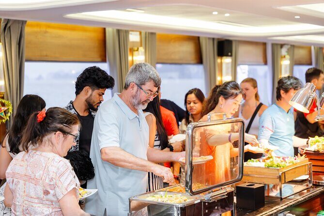 Halong Bay Cruise with Jacuzzi Lunch and Limousine - The Sum Up