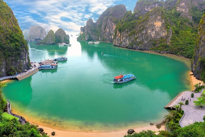 Halong Bay Day Cruise With Kayaking, Swimming, Hiking and Lunch - Hiking