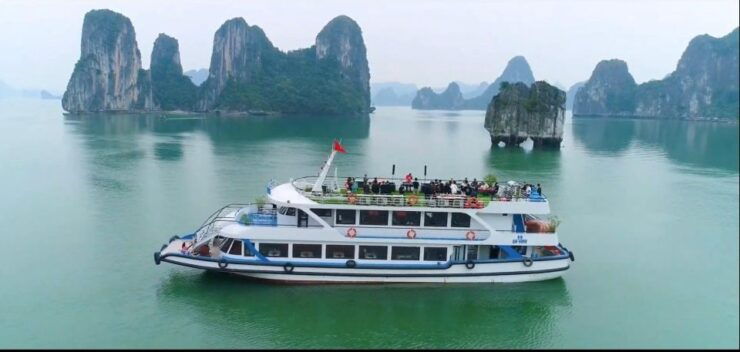 Halong Bay Day Trip 5 Stars Luxury Cruise With Buffet Lunch - Tour Guide