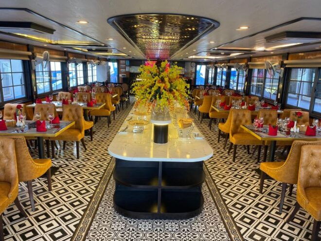 Halong Bay Day Trip 5 Stars Luxury Cruise With Buffet Lunch - Food