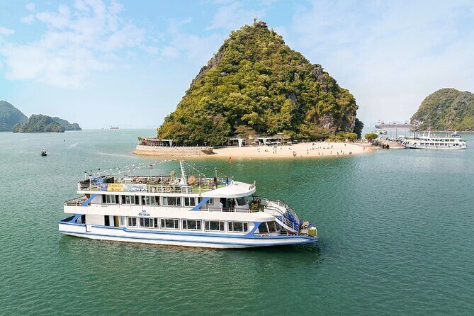 Halong Bay Deluxe Cruise with Lunch, Kayaking & Cave Tour - Good To Know