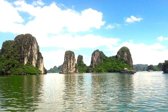 Halong Bay Deluxe Day Cruise - What’s Included and Whats Not?