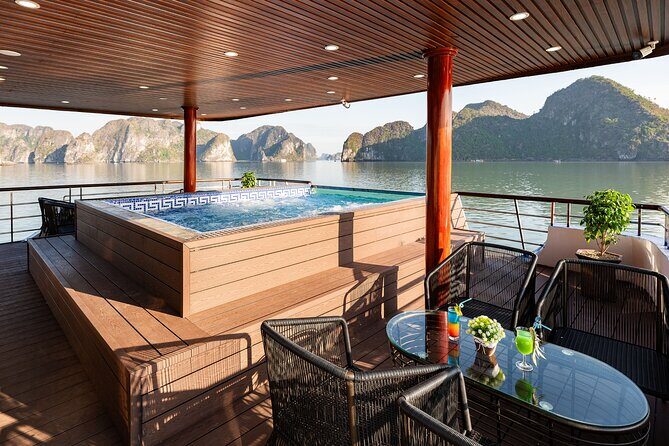 Halong Bay Full Day Tour Luxury Cruise from Halong - An In-Depth Look at the Halong Bay Full Day Tour