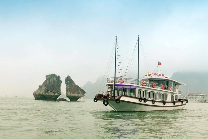 Halong Bay Islands and Caves: Full-Day Tour From Hanoi - Overall Experience