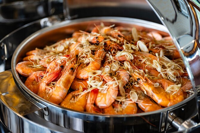 Halong Bay Luxury Cruise Day Trip: Buffet Lunch, Limousine Bus - Meeting and Pickup