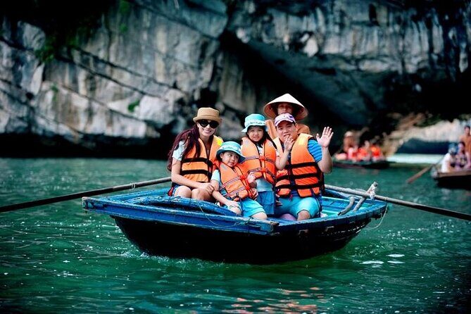 Halong Bay Otis Premium Cruise 5 star - 1 Day Tour - An Easy, Punctual Start from Hanoi