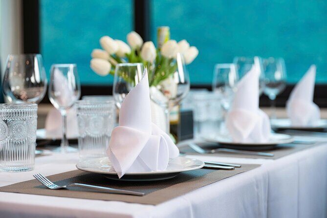 Halong Bay Premium Day Cruise Includes Transfer, Lunch and Kayak - FAQ